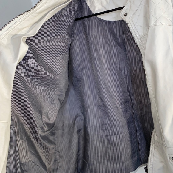 White Leather Style Jacket, Women’s XXL - Picture 5 of 7
